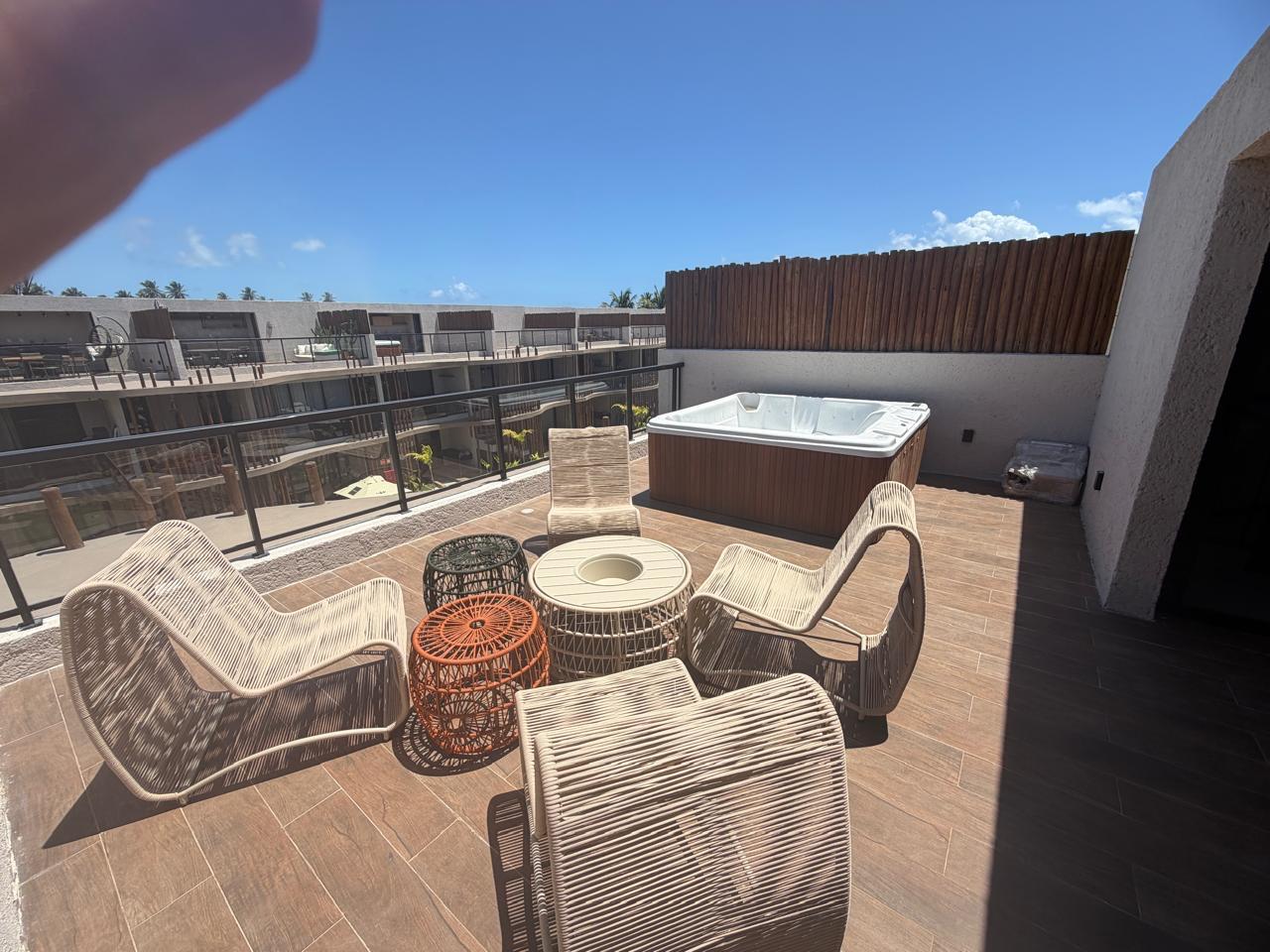 Naay Villas, rooftop com hidromassagem, foto 1